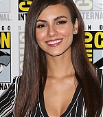 Victoria_Justice_011~1.jpg