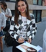 Victoria_Justice_03~62.jpg