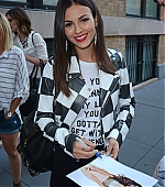 Victoria_Justice_04~57.jpg