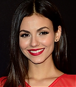 Victoria_Justice_05~67.jpg