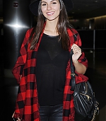 Victoria_Justice_14~48.jpg