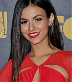 Victoria_Justice_17~50.jpg