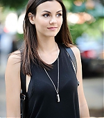 Victoria_Justice_33~11~0.jpg