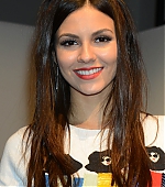 Victoria_Justice_47~8.jpg