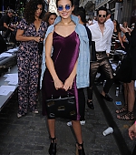 picturepub_net_Victoria_Justice_20160910_Minkoff_282029.jpg